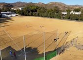 El béisbol ya se respira sobre la arena de Málaga